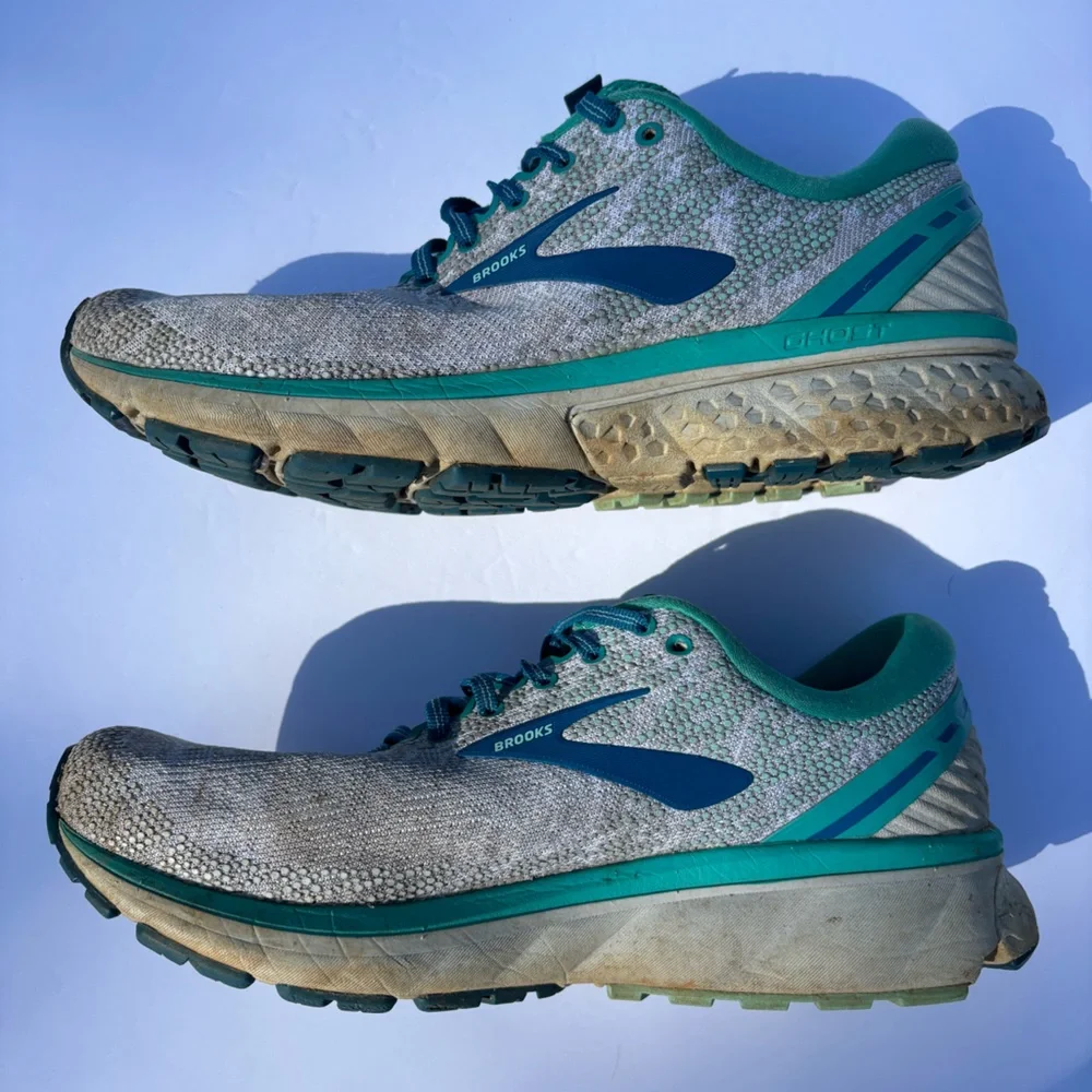 Brooks ghost 11 running shoes women’s size 9.5 - Picture 4 of 10